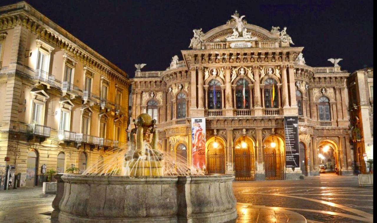 Wonderful Teatro Massimo Bellini Appartement Catánia Buitenkant foto